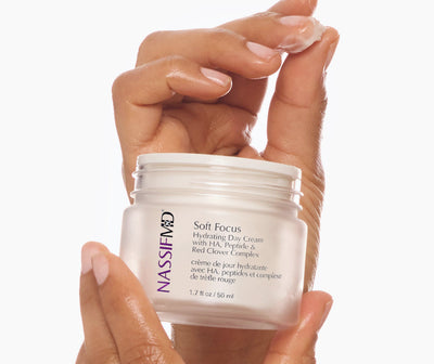 The Secret to Preventing Skincare Pilling: Tips for Layering Serum and Cream Correctly